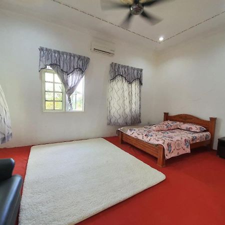 Oyo 90404 Hotel Z Dirgahayu 313 Pasir Mas Esterno foto
