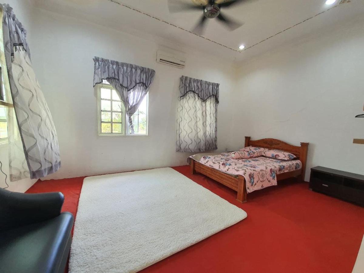 Oyo 90404 Hotel Z Dirgahayu 313 Pasir Mas Esterno foto