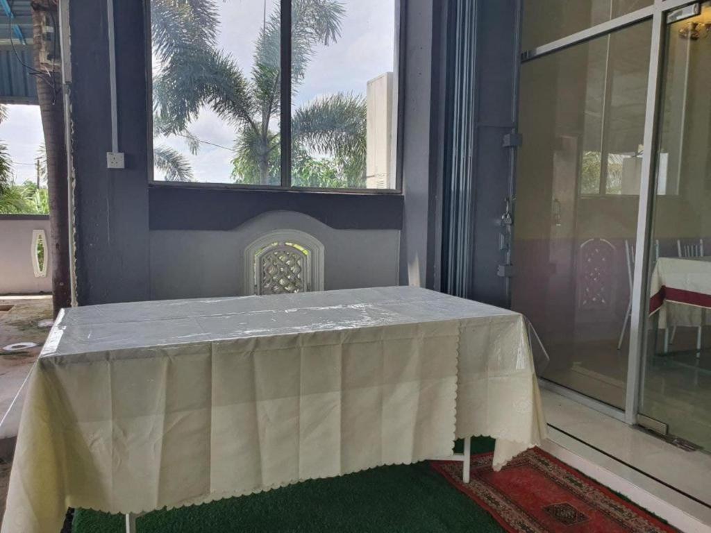 Oyo 90404 Hotel Z Dirgahayu 313 Pasir Mas Esterno foto