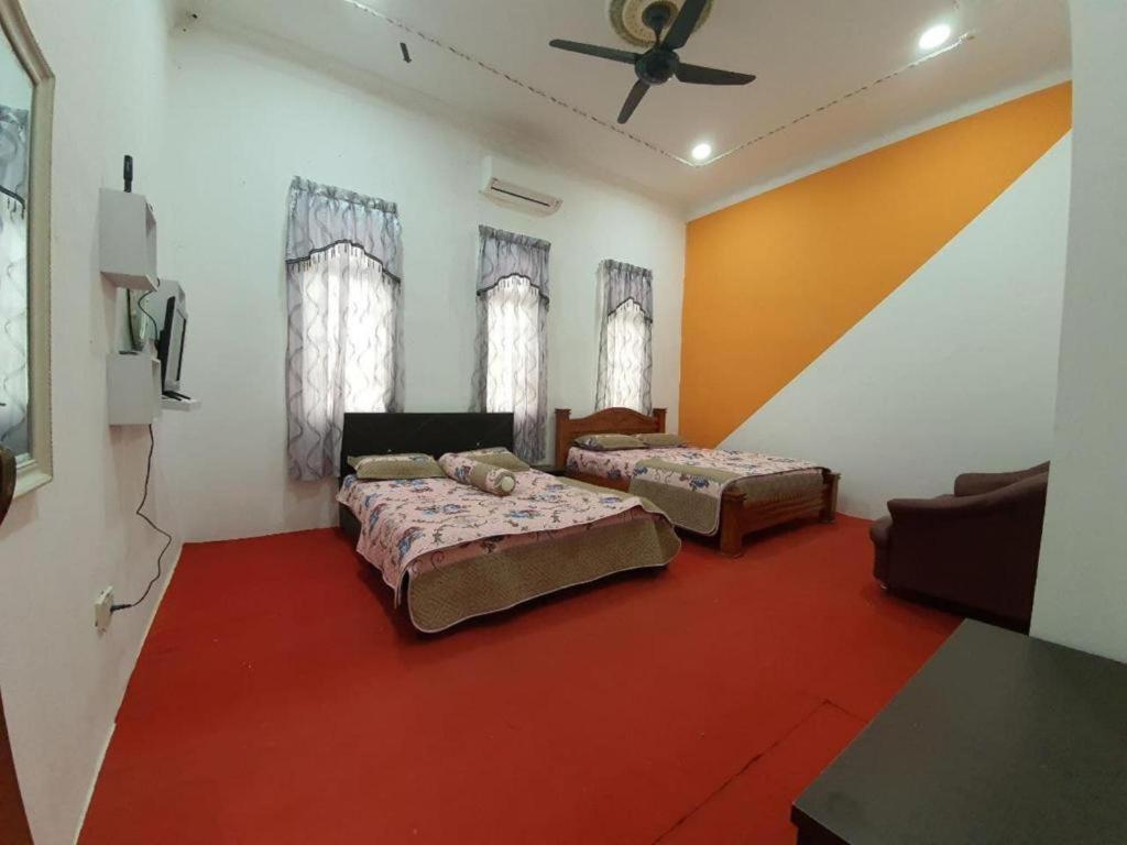 Oyo 90404 Hotel Z Dirgahayu 313 Pasir Mas Esterno foto