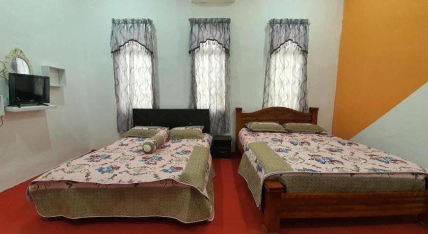 Oyo 90404 Hotel Z Dirgahayu 313 Pasir Mas Esterno foto